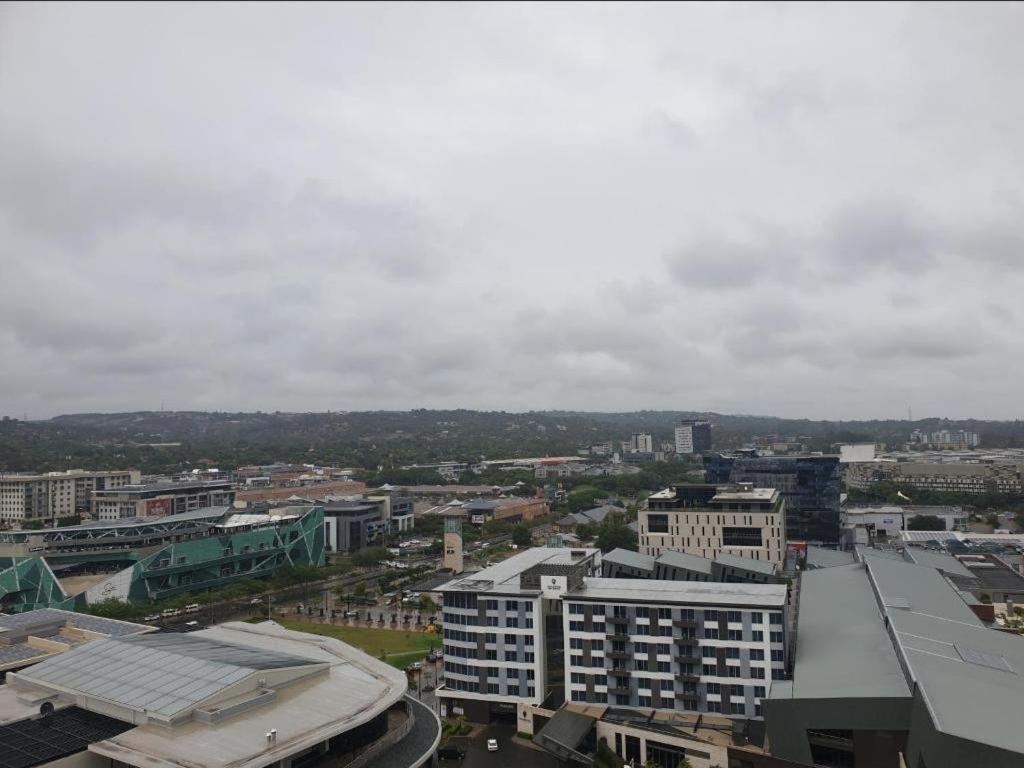 Menlyn Maine Apartments Pretoria-Noord Exteriér fotografie