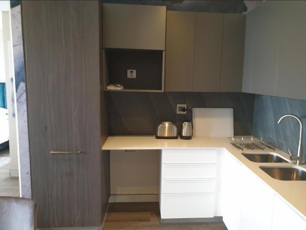 Menlyn Maine Apartments Pretoria-Noord Exteriér fotografie