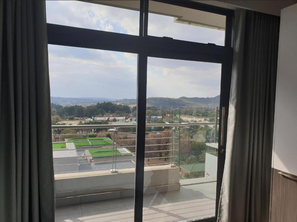 Menlyn Maine Apartments Pretoria-Noord Exteriér fotografie